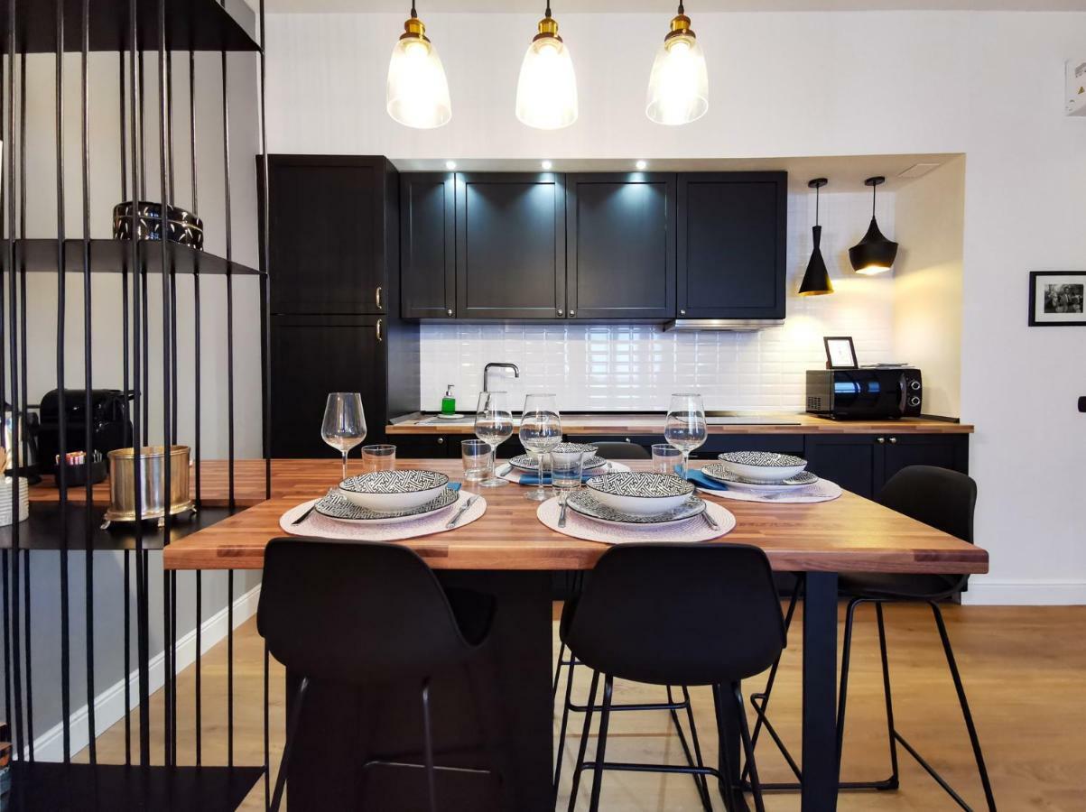 Chiclife - Florentin Downtown Apartment Μπέργκαμο Εξωτερικό φωτογραφία